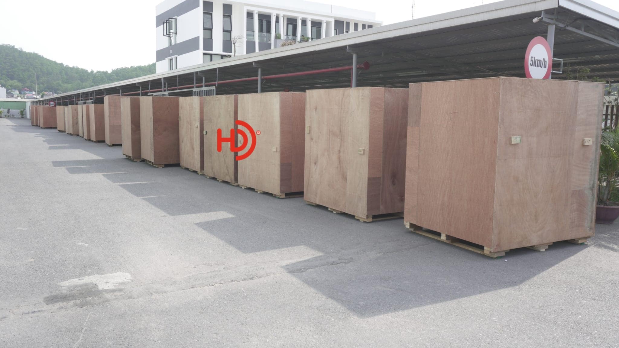 Tác dụng của việc đóng gói máy móc trong lưu kho